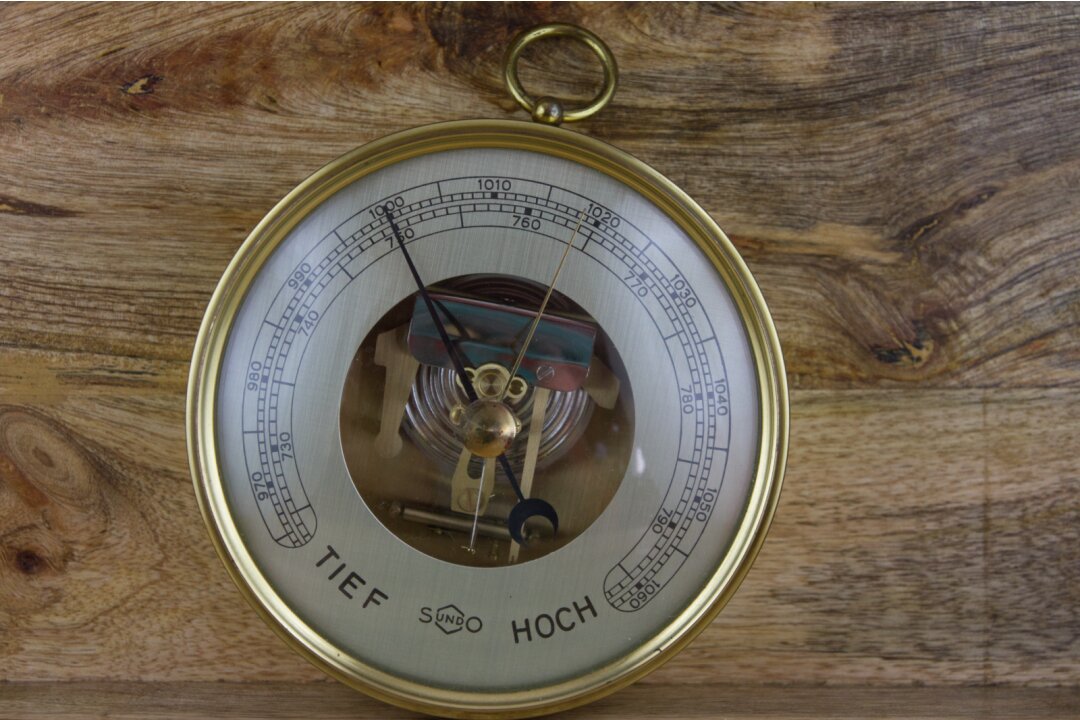 Barometer mit Sichtwerk, 25,00 - Barometer Mit Sichtwerk