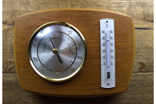 Kleine Wetterstation / Thermometer &amp; Barometer